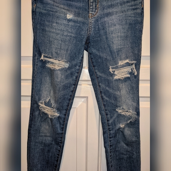 American Eagle Outfitters AEO Denim X Distressed Highest Rise Jegging - 6 Reg - Picture 4 of 12